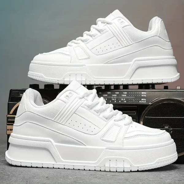Tenis Casuais Masculinos de Cano Baixo Brancos - Parte Superior em PU Respirável & Sola Acolchoada EVA, Design Versátil com Cadarço para Conforto em Todas as Estações, Sapatos Duráveis para Caminhadas Diárias e Uso Externo, Calçados Urbanos Minimalistas, Forro Interno em Tecido, Construção Leve, Confortáveis para Uso Cotidiano